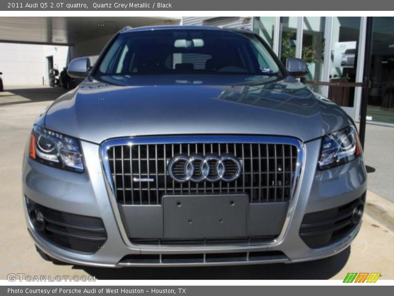 Quartz Grey Metallic / Black 2011 Audi Q5 2.0T quattro
