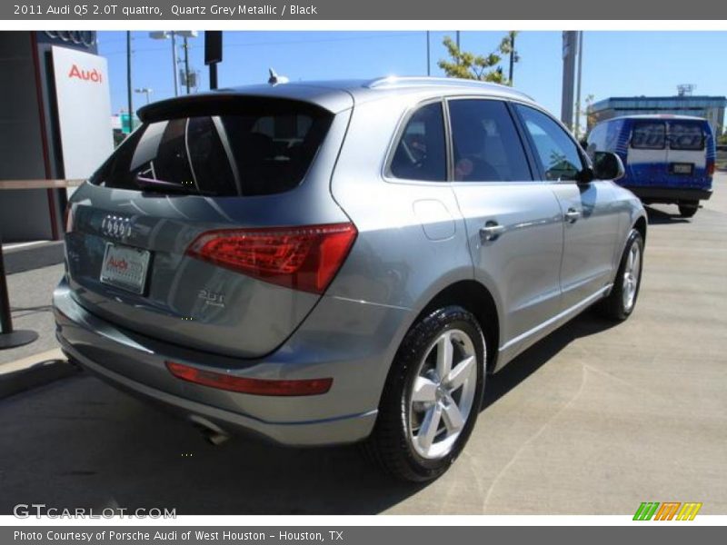 Quartz Grey Metallic / Black 2011 Audi Q5 2.0T quattro