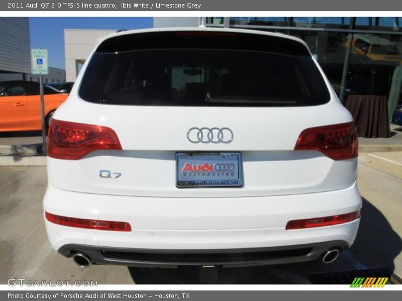 Ibis White / Limestone Grey 2011 Audi Q7 3.0 TFSI S line quattro