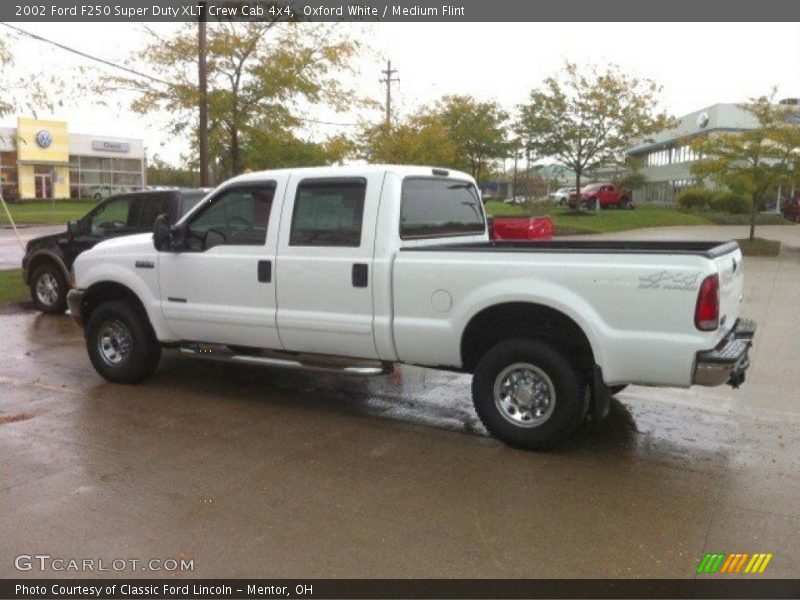 Oxford White / Medium Flint 2002 Ford F250 Super Duty XLT Crew Cab 4x4