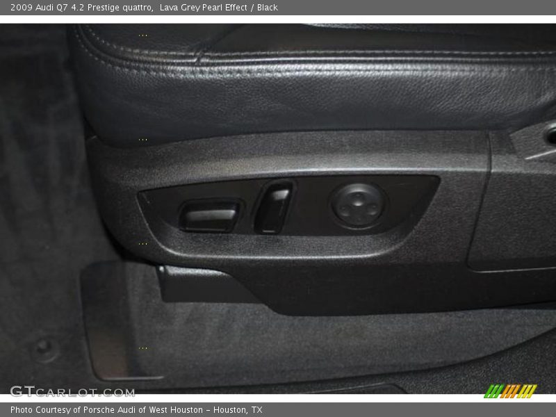Lava Grey Pearl Effect / Black 2009 Audi Q7 4.2 Prestige quattro