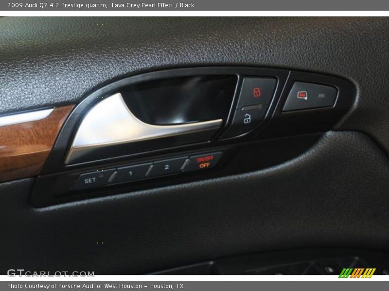 Lava Grey Pearl Effect / Black 2009 Audi Q7 4.2 Prestige quattro