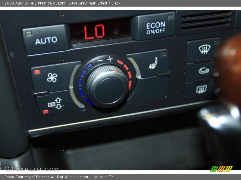 Lava Grey Pearl Effect / Black 2009 Audi Q7 4.2 Prestige quattro