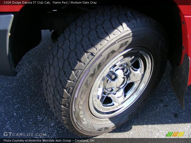 Flame Red / Medium Slate Gray 2006 Dodge Dakota ST Club Cab
