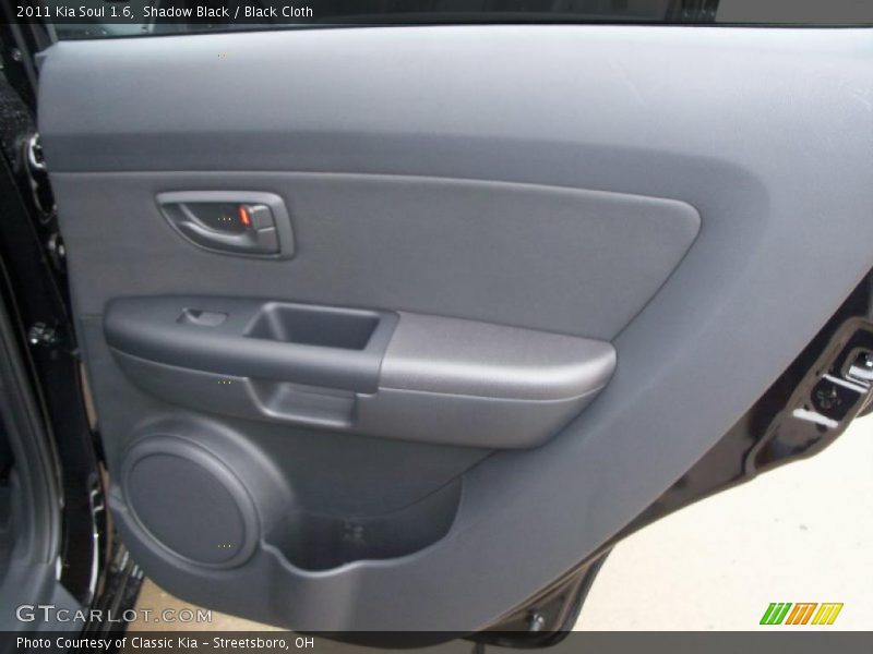 Shadow Black / Black Cloth 2011 Kia Soul 1.6
