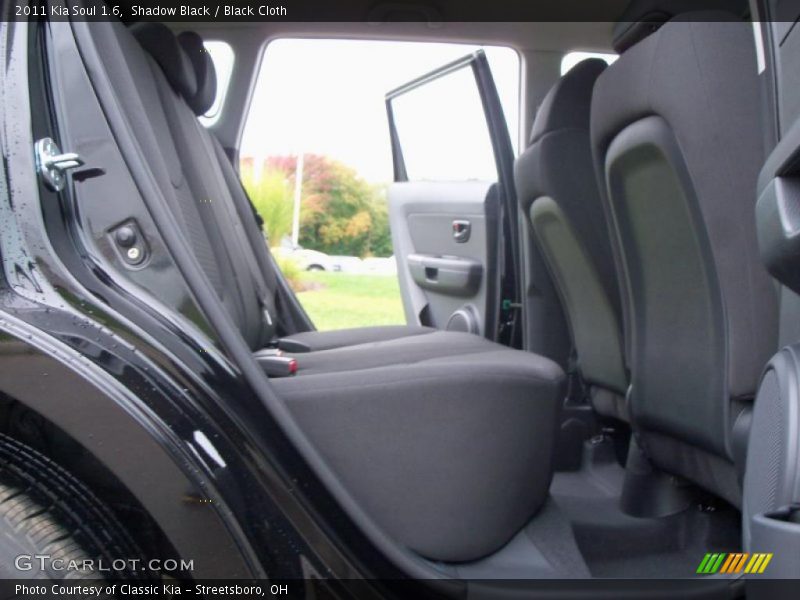 Shadow Black / Black Cloth 2011 Kia Soul 1.6