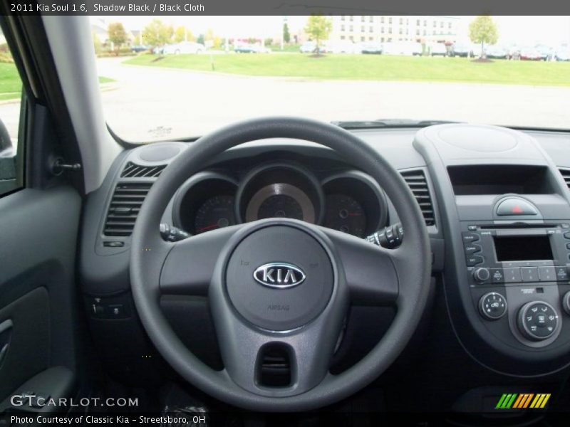 Shadow Black / Black Cloth 2011 Kia Soul 1.6
