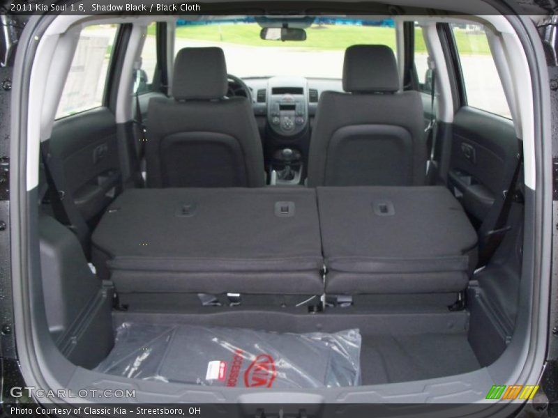 Shadow Black / Black Cloth 2011 Kia Soul 1.6