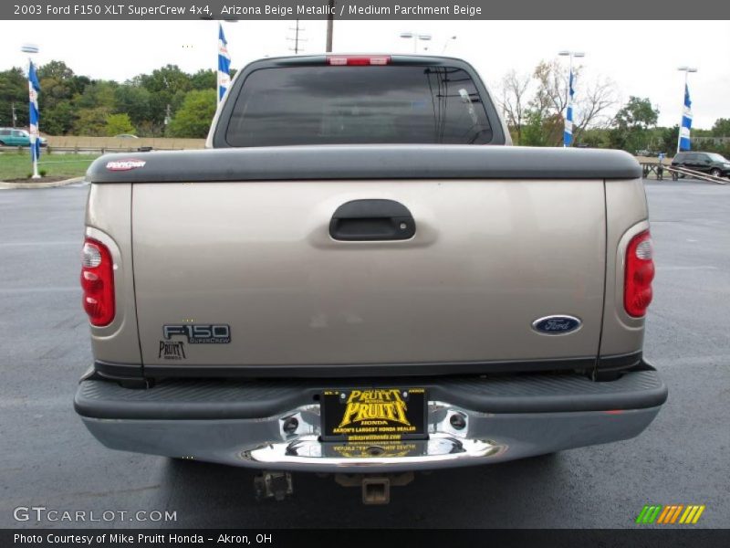 Arizona Beige Metallic / Medium Parchment Beige 2003 Ford F150 XLT SuperCrew 4x4
