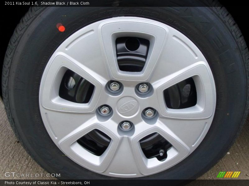 Shadow Black / Black Cloth 2011 Kia Soul 1.6