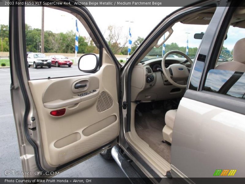 Arizona Beige Metallic / Medium Parchment Beige 2003 Ford F150 XLT SuperCrew 4x4