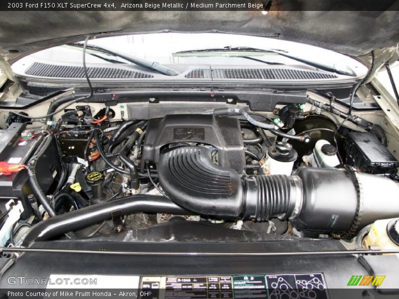 Arizona Beige Metallic / Medium Parchment Beige 2003 Ford F150 XLT SuperCrew 4x4
