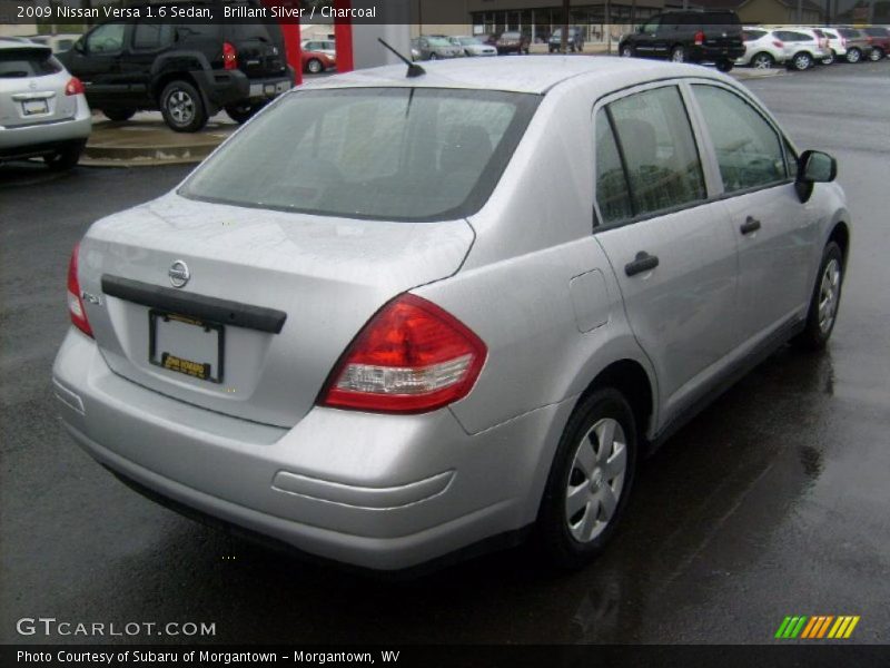 Brillant Silver / Charcoal 2009 Nissan Versa 1.6 Sedan