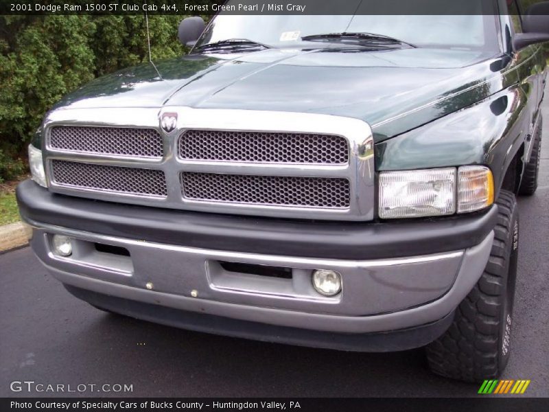 Forest Green Pearl / Mist Gray 2001 Dodge Ram 1500 ST Club Cab 4x4