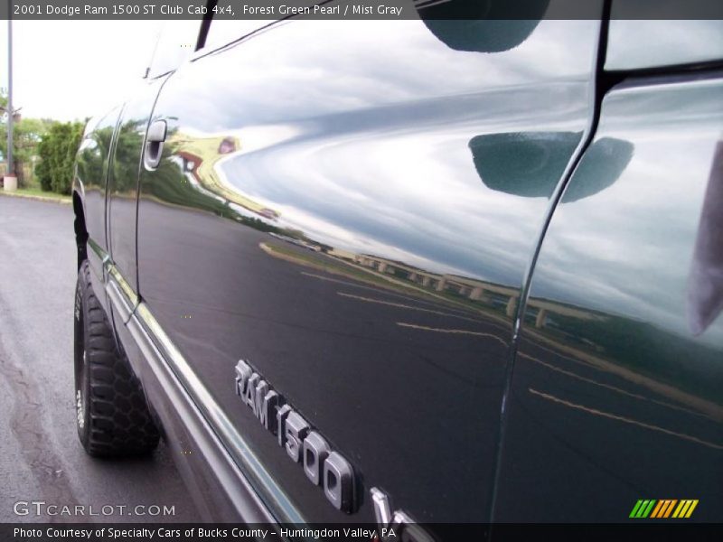 Forest Green Pearl / Mist Gray 2001 Dodge Ram 1500 ST Club Cab 4x4