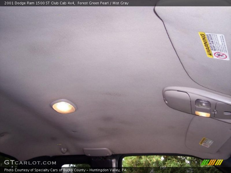 Forest Green Pearl / Mist Gray 2001 Dodge Ram 1500 ST Club Cab 4x4