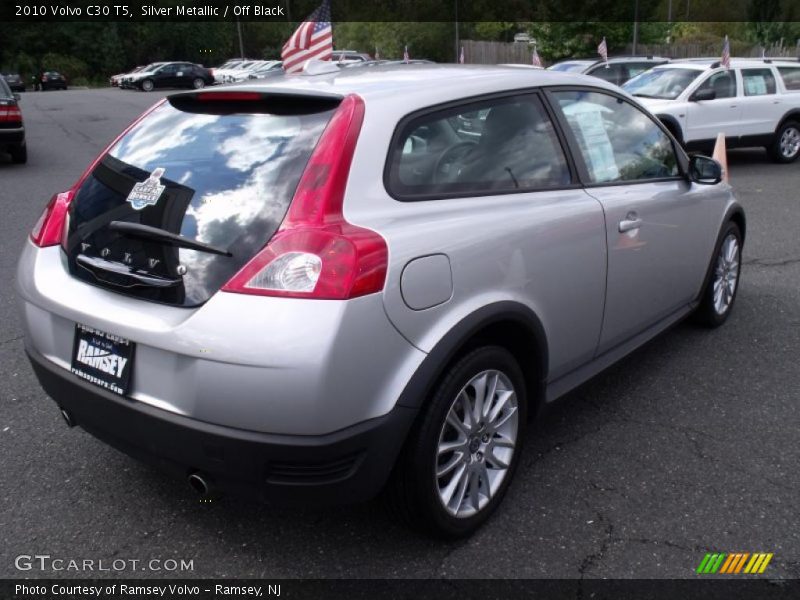 Silver Metallic / Off Black 2010 Volvo C30 T5