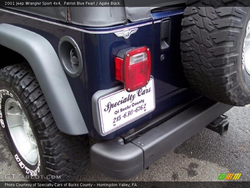 Patriot Blue Pearl / Agate Black 2001 Jeep Wrangler Sport 4x4