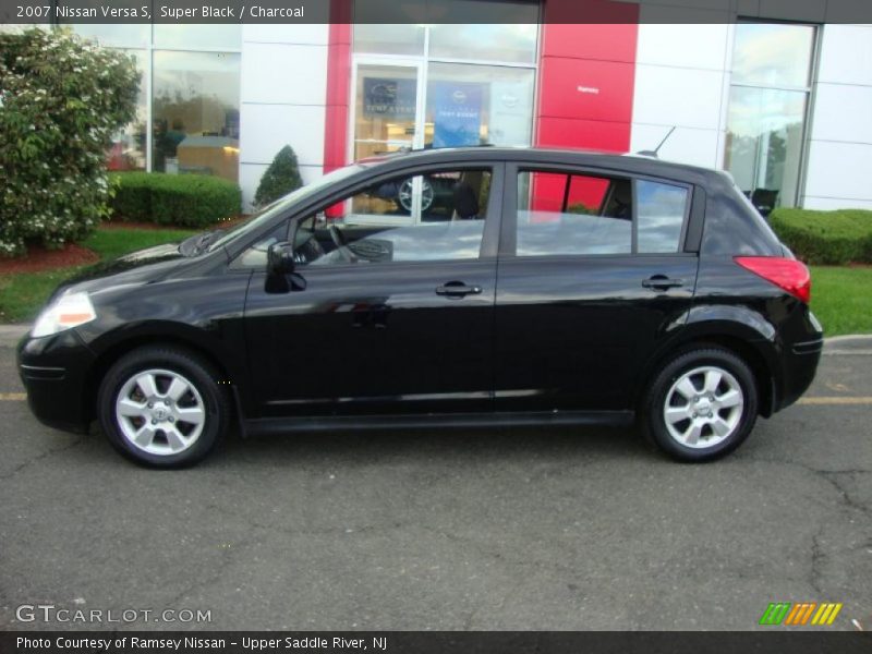 Super Black / Charcoal 2007 Nissan Versa S