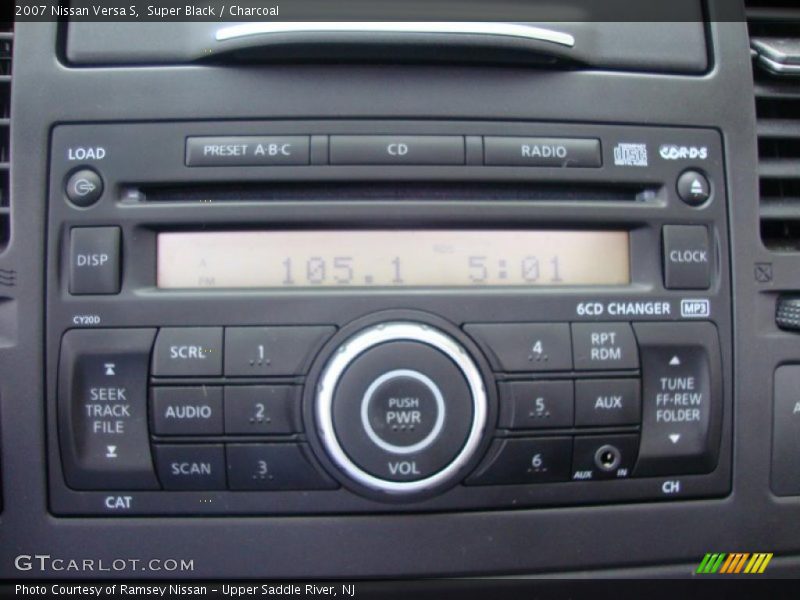 Super Black / Charcoal 2007 Nissan Versa S