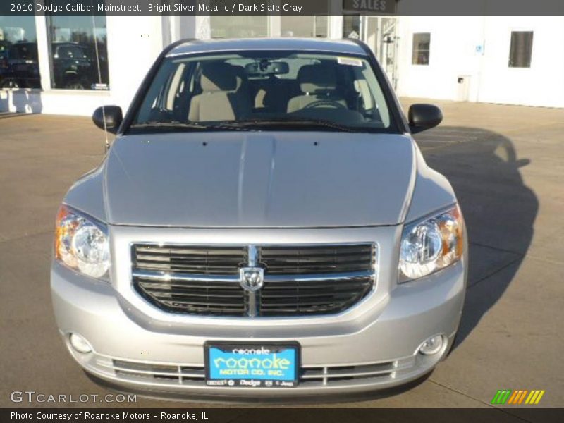 Bright Silver Metallic / Dark Slate Gray 2010 Dodge Caliber Mainstreet