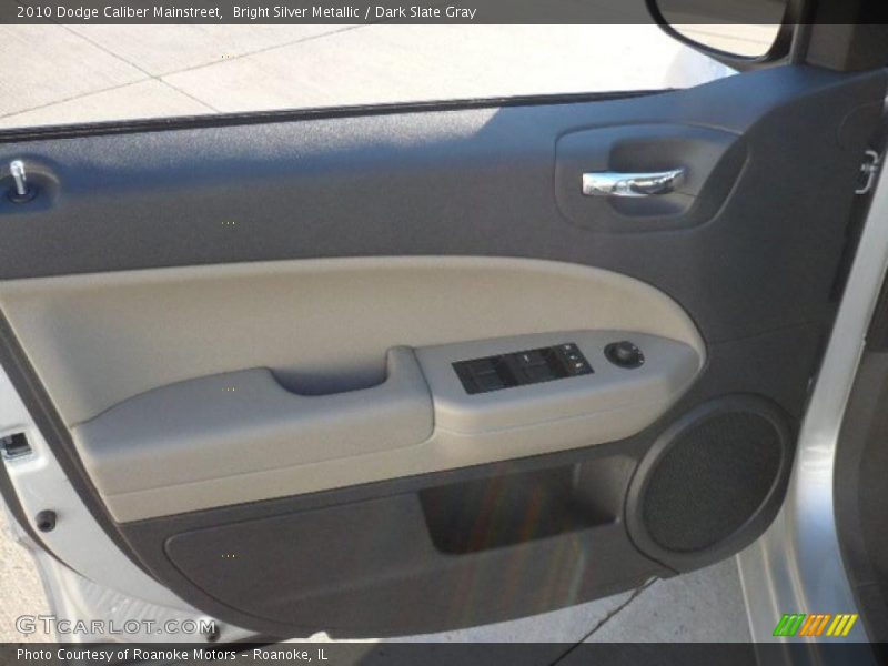 Bright Silver Metallic / Dark Slate Gray 2010 Dodge Caliber Mainstreet
