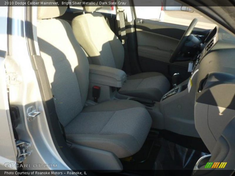 Bright Silver Metallic / Dark Slate Gray 2010 Dodge Caliber Mainstreet