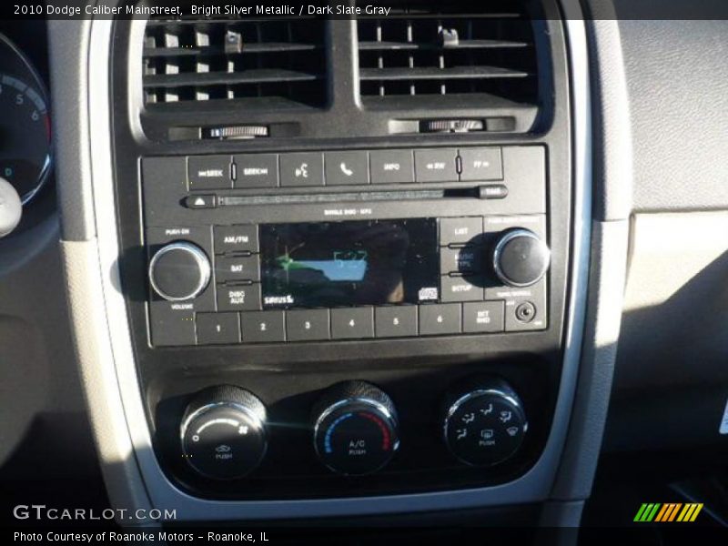 Bright Silver Metallic / Dark Slate Gray 2010 Dodge Caliber Mainstreet