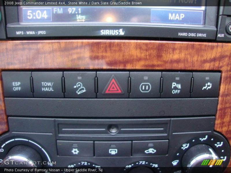 Stone White / Dark Slate Gray/Saddle Brown 2008 Jeep Commander Limited 4x4