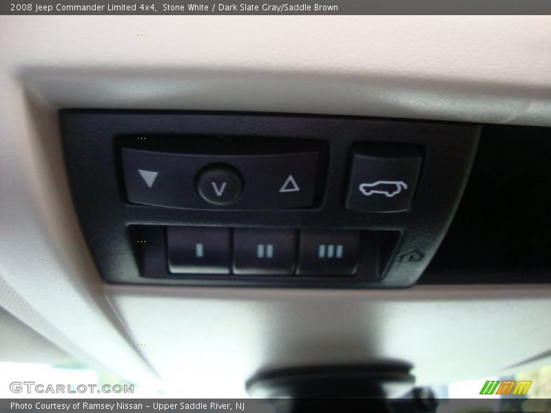 Stone White / Dark Slate Gray/Saddle Brown 2008 Jeep Commander Limited 4x4