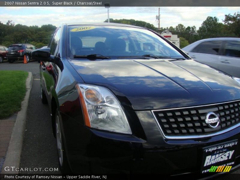 Super Black / Charcoal/Steel 2007 Nissan Sentra 2.0 S