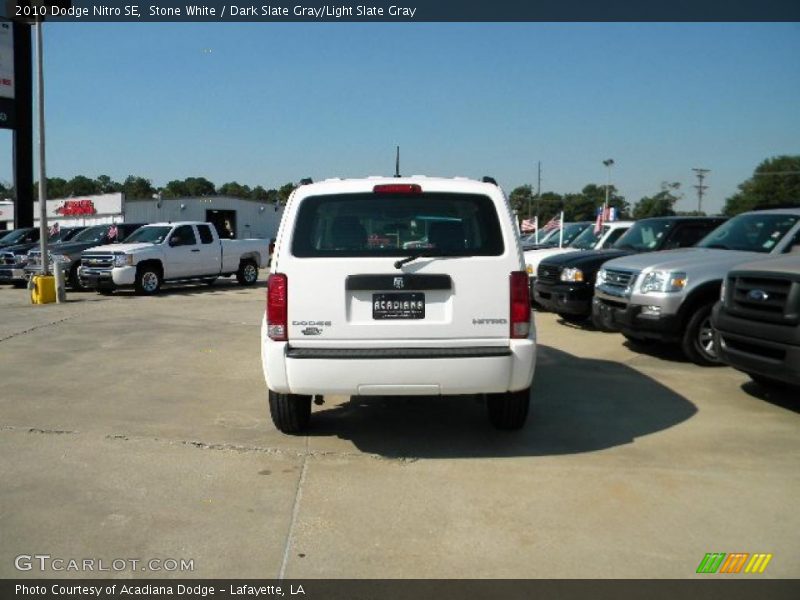 Stone White / Dark Slate Gray/Light Slate Gray 2010 Dodge Nitro SE