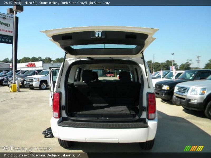 Stone White / Dark Slate Gray/Light Slate Gray 2010 Dodge Nitro SE