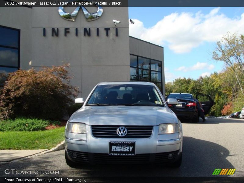 Reflex Silver Metallic / Black 2002 Volkswagen Passat GLS Sedan