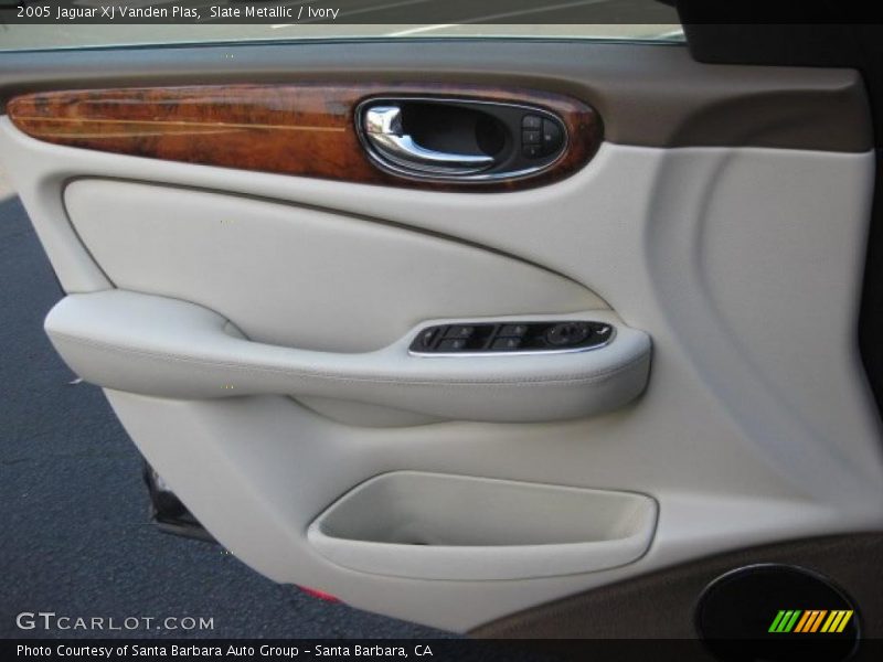 Slate Metallic / Ivory 2005 Jaguar XJ Vanden Plas