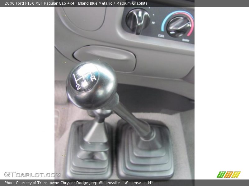 Island Blue Metallic / Medium Graphite 2000 Ford F150 XLT Regular Cab 4x4