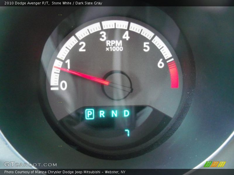 Stone White / Dark Slate Gray 2010 Dodge Avenger R/T