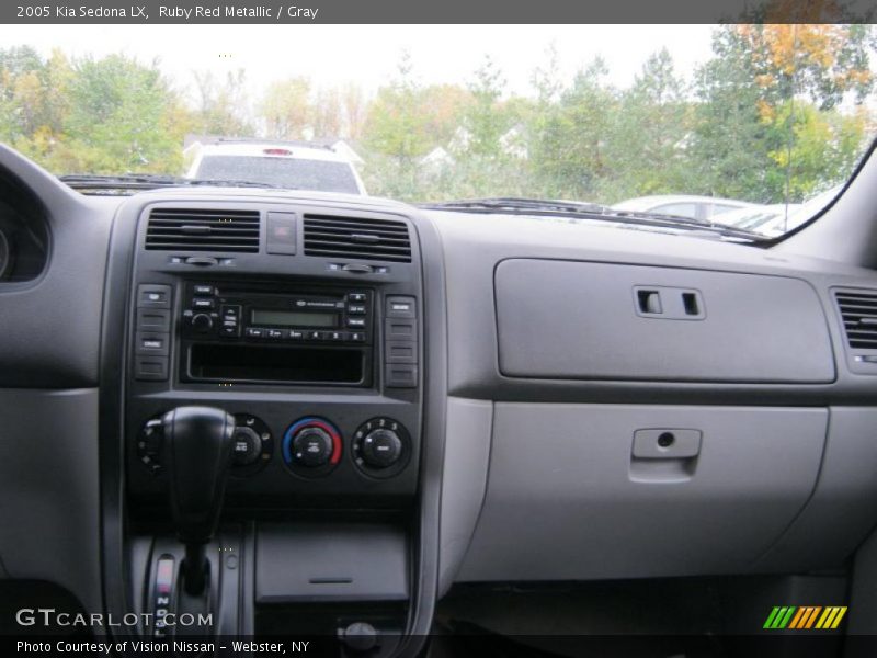 Ruby Red Metallic / Gray 2005 Kia Sedona LX