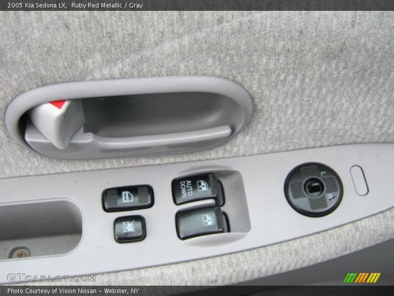 Ruby Red Metallic / Gray 2005 Kia Sedona LX