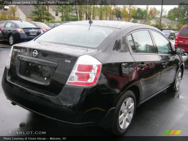 Super Black / Charcoal 2009 Nissan Sentra 2.0