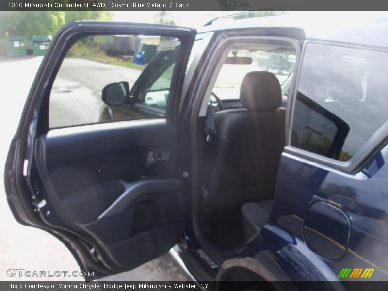 Cosmic Blue Metallic / Black 2010 Mitsubishi Outlander SE 4WD