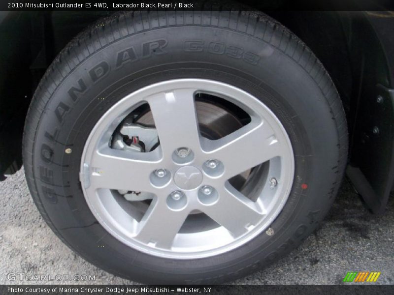 Labrador Black Pearl / Black 2010 Mitsubishi Outlander ES 4WD