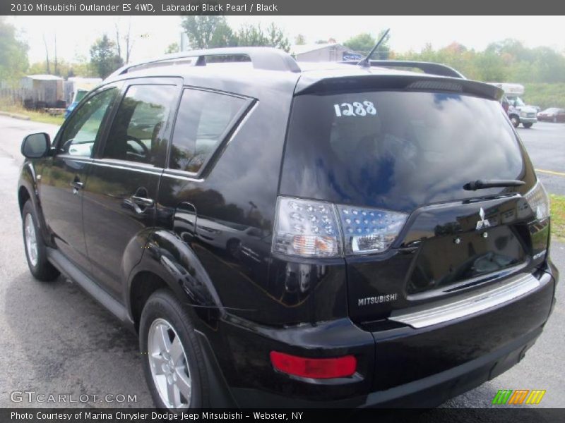 Labrador Black Pearl / Black 2010 Mitsubishi Outlander ES 4WD