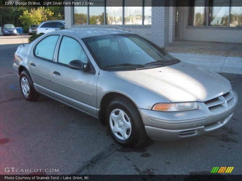 Light Silver Fern Pearl / Gray 1997 Dodge Stratus