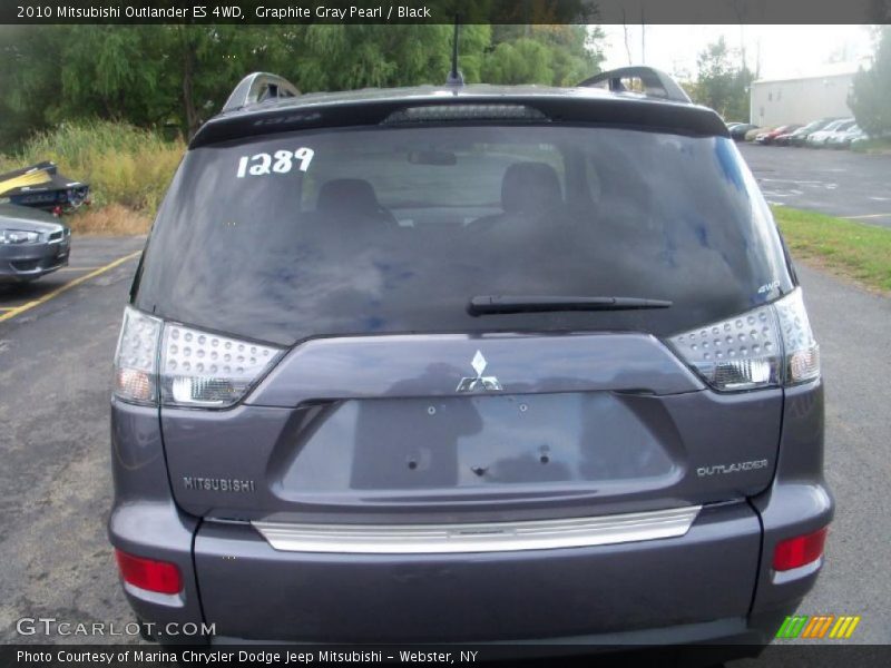 Graphite Gray Pearl / Black 2010 Mitsubishi Outlander ES 4WD