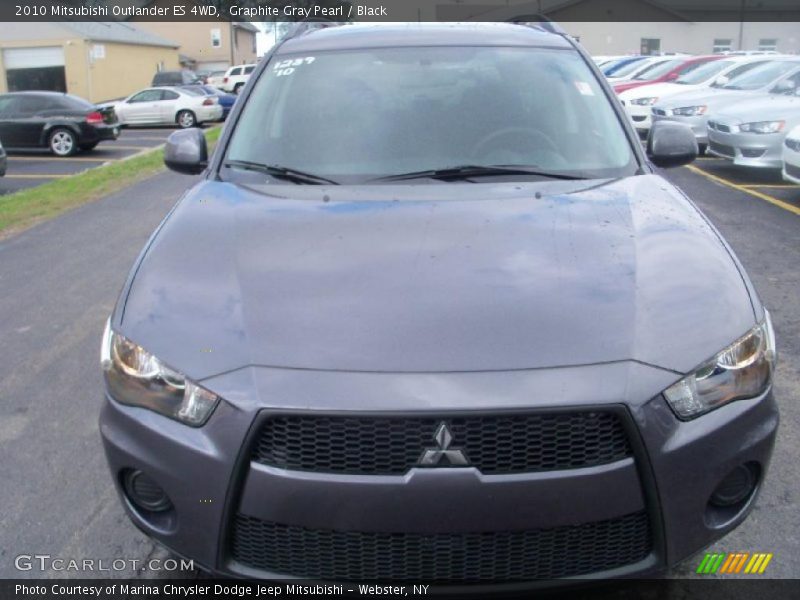 Graphite Gray Pearl / Black 2010 Mitsubishi Outlander ES 4WD
