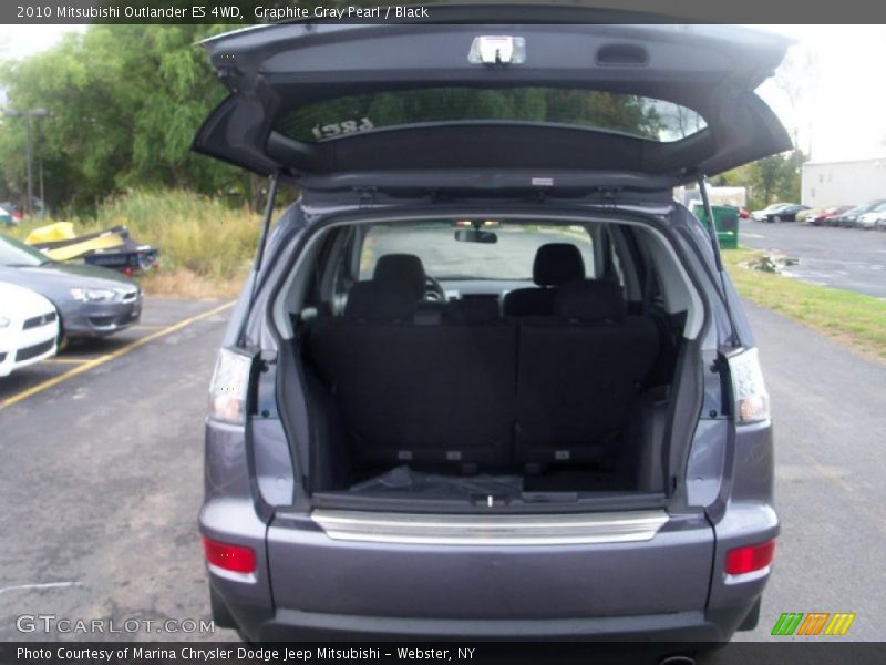 Graphite Gray Pearl / Black 2010 Mitsubishi Outlander ES 4WD