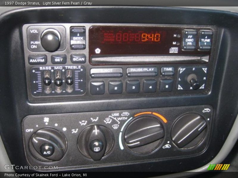 Light Silver Fern Pearl / Gray 1997 Dodge Stratus