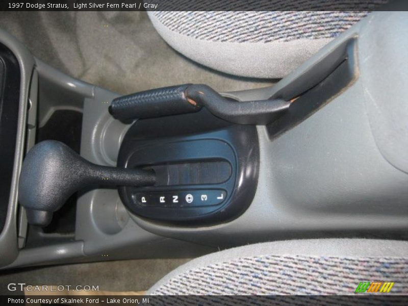 Light Silver Fern Pearl / Gray 1997 Dodge Stratus