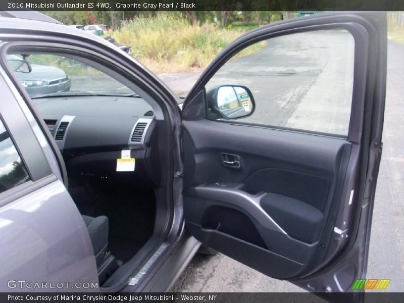Graphite Gray Pearl / Black 2010 Mitsubishi Outlander ES 4WD